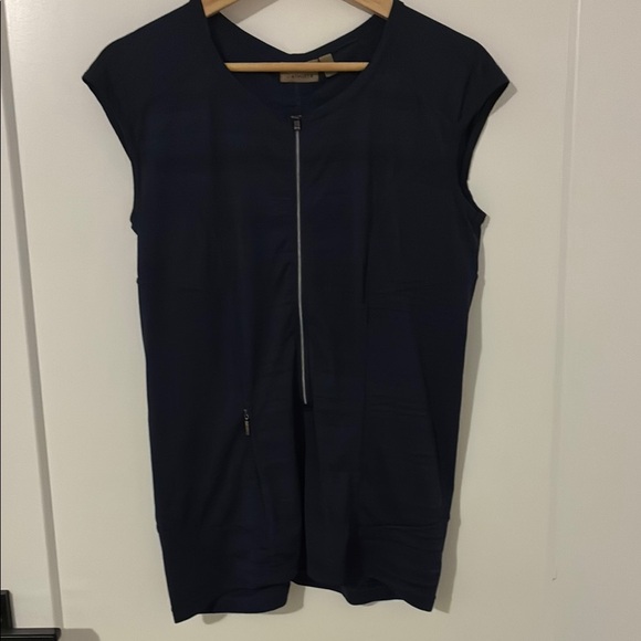 ATHLETA Pacifica UPF top navy blue medium - Picture 3 of 10